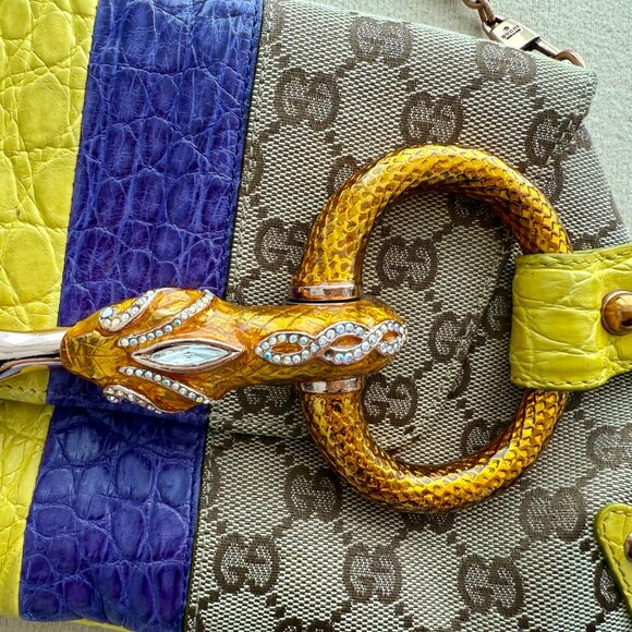 GUCCI by TOM FORD 2004 XL Vintage Runway Ad Campaign Horsebit Chain Bag Crystal - Picture 13 of 14